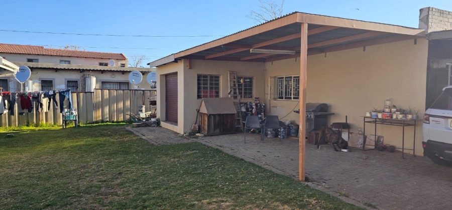 4 Bedroom Property for Sale in Brandwag Free State